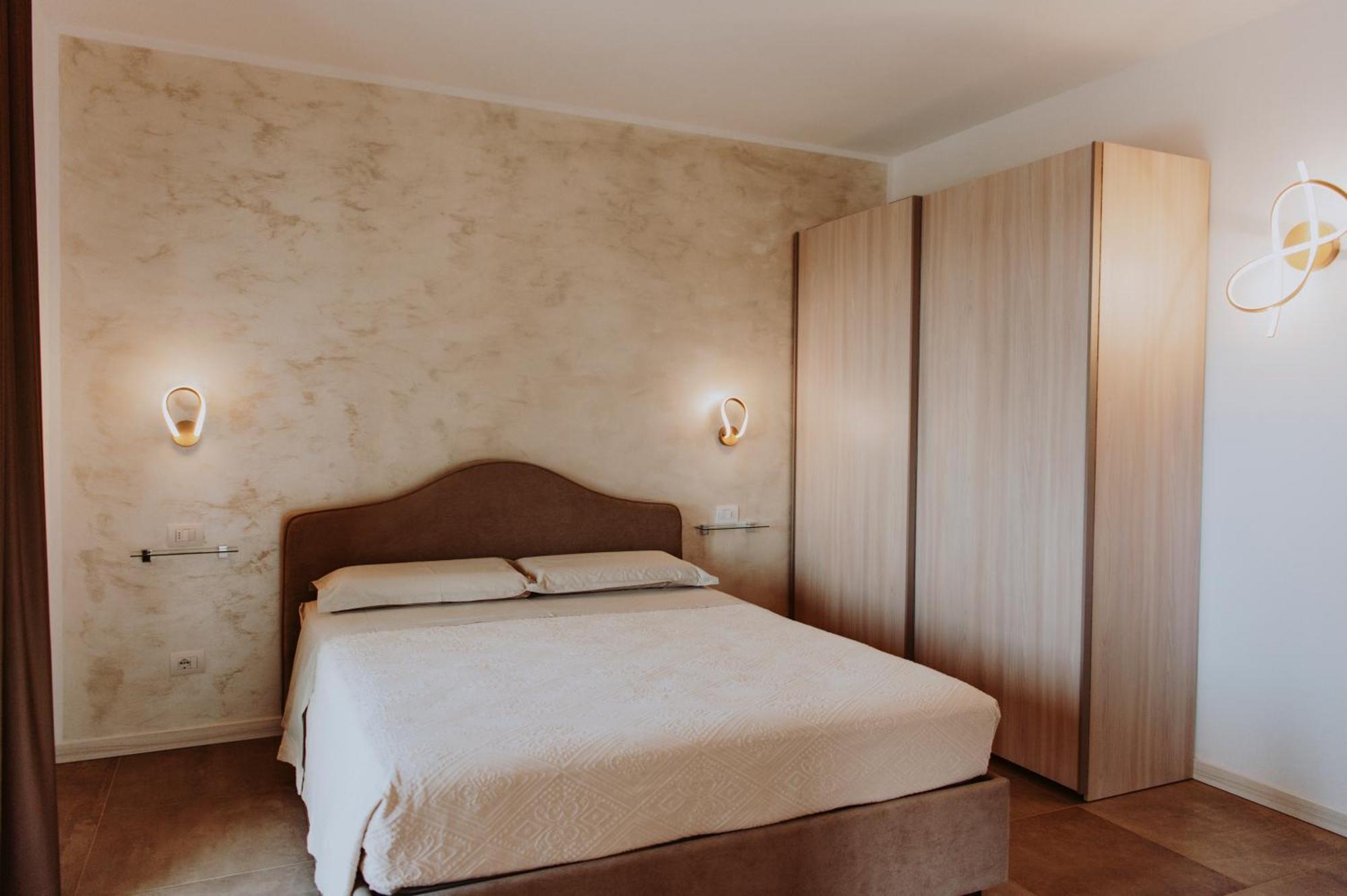 Bed and Breakfast Antica Dimora Dei Gelsi Манерба-дель-Гарда Екстер'єр фото