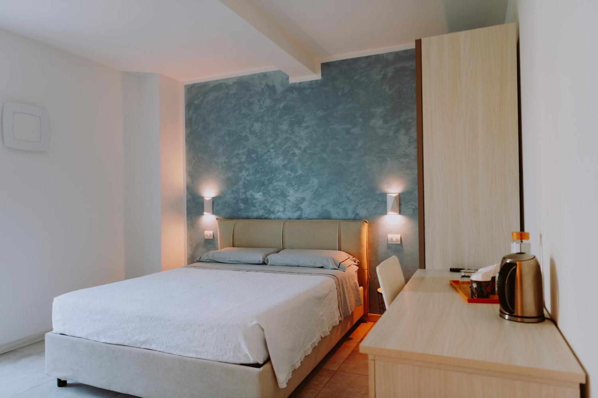Bed and Breakfast Antica Dimora Dei Gelsi Манерба-дель-Гарда Екстер'єр фото